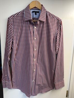 Banana Republic Men's Dusty Red, Blue and White Gingham Dress Shirt